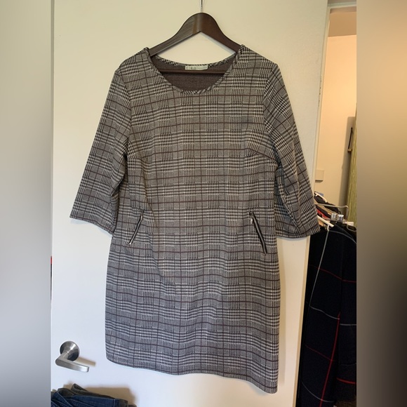 3/$20 Cleo Petites Plaid Dress - Picture 1 of 4
